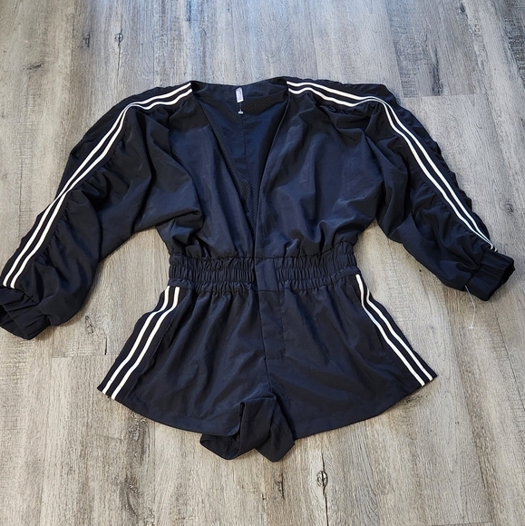 Free People Movement Rory Romper Black Tracksuit Shorts Long sleeves - Picture 5 of 11